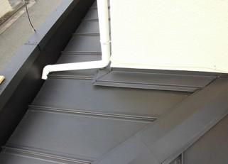 加古川市のカバー工事における板金施工